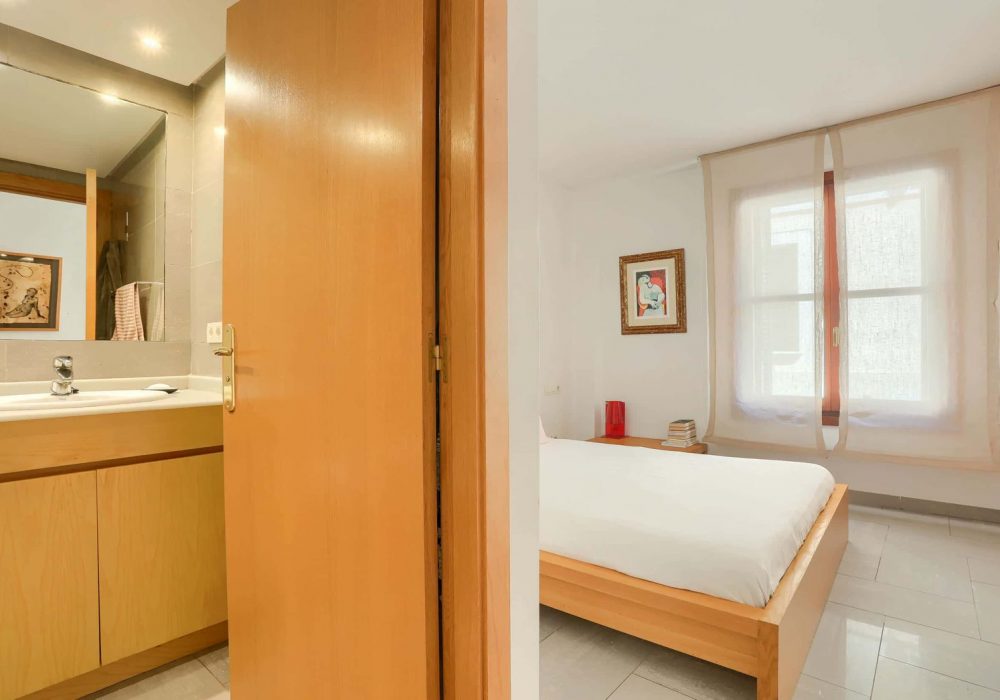 WhatsApp Image 2025-10-08 at 10.45.13 (3)