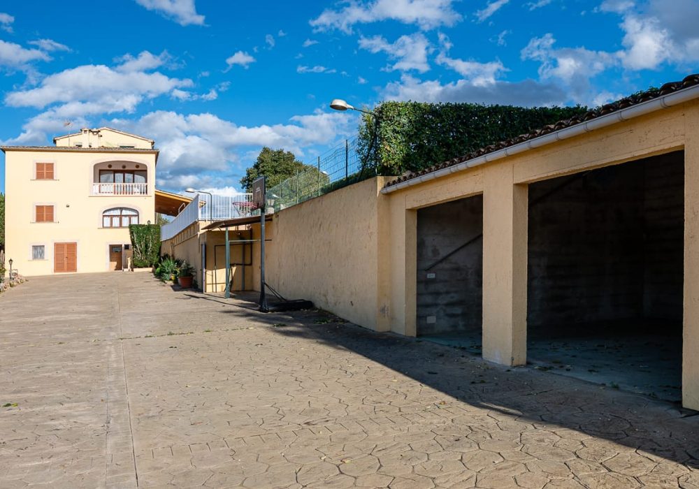 WhatsApp Image 2025-11-08 at 19.36.47