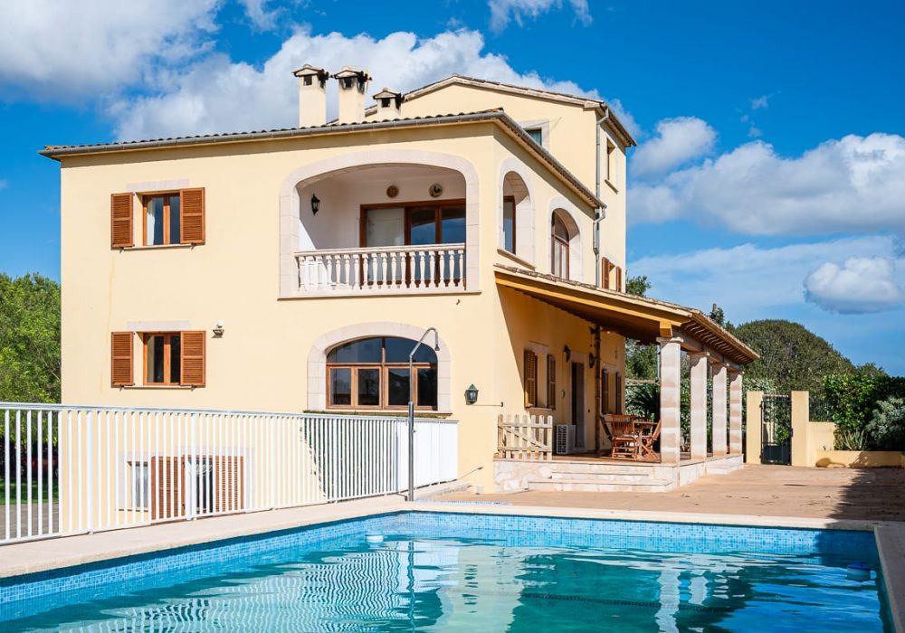 WhatsApp Image 2025-11-08 at 19.36.48 (3)